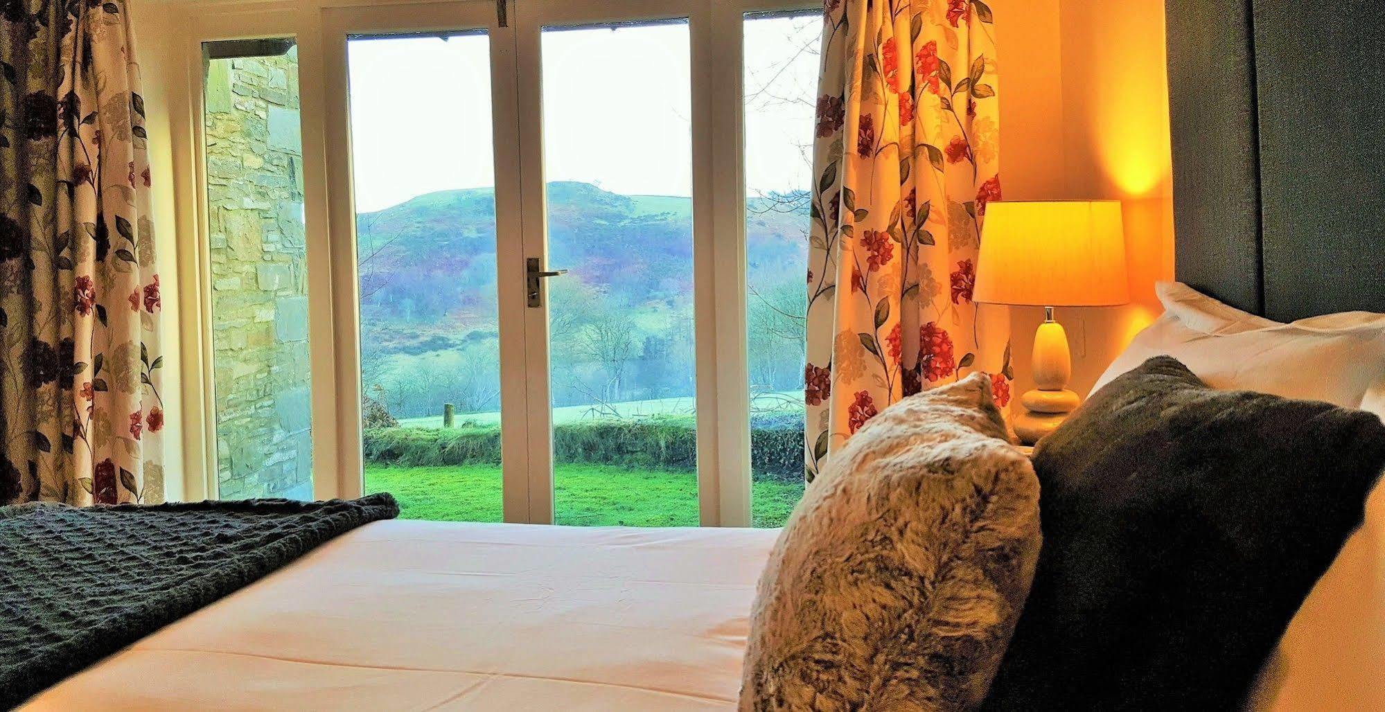 Nant Yr Onnen B&B And Holiday Cottage Tregaron Exterior foto